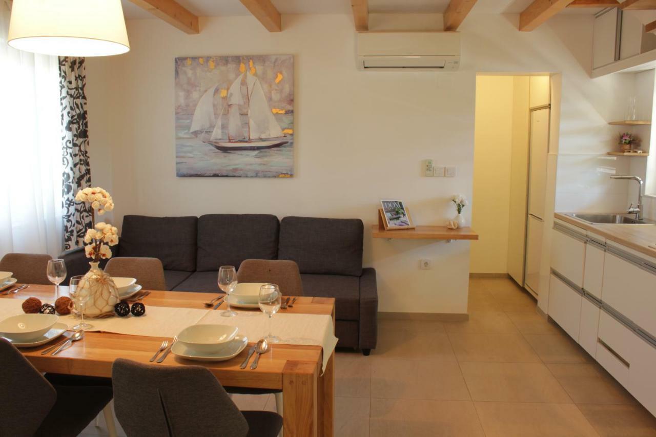 Holiday Home Liberta Крница Екстер'єр фото